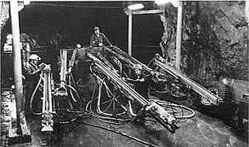 Scoop Tram in repair shop